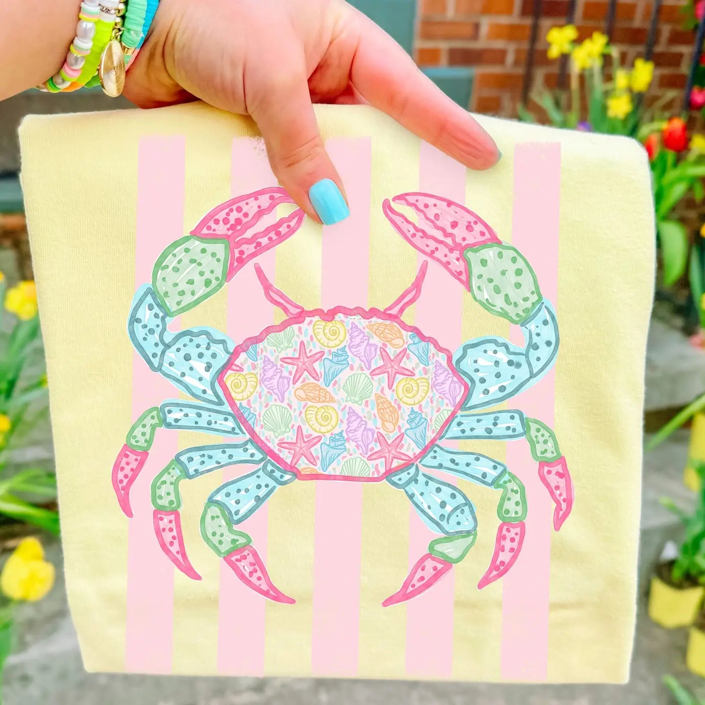 PRE ORDER - Seashell Crab Graphic Tee